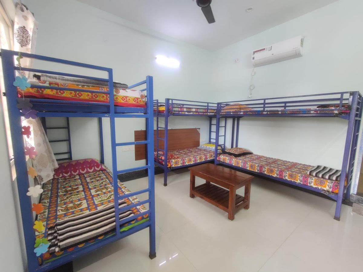Woodpacker Hostel Auroville Pondicherry Exterior foto