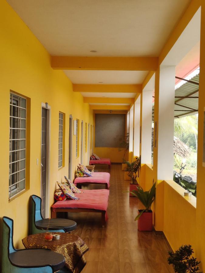 Woodpacker Hostel Auroville Pondicherry Exterior foto